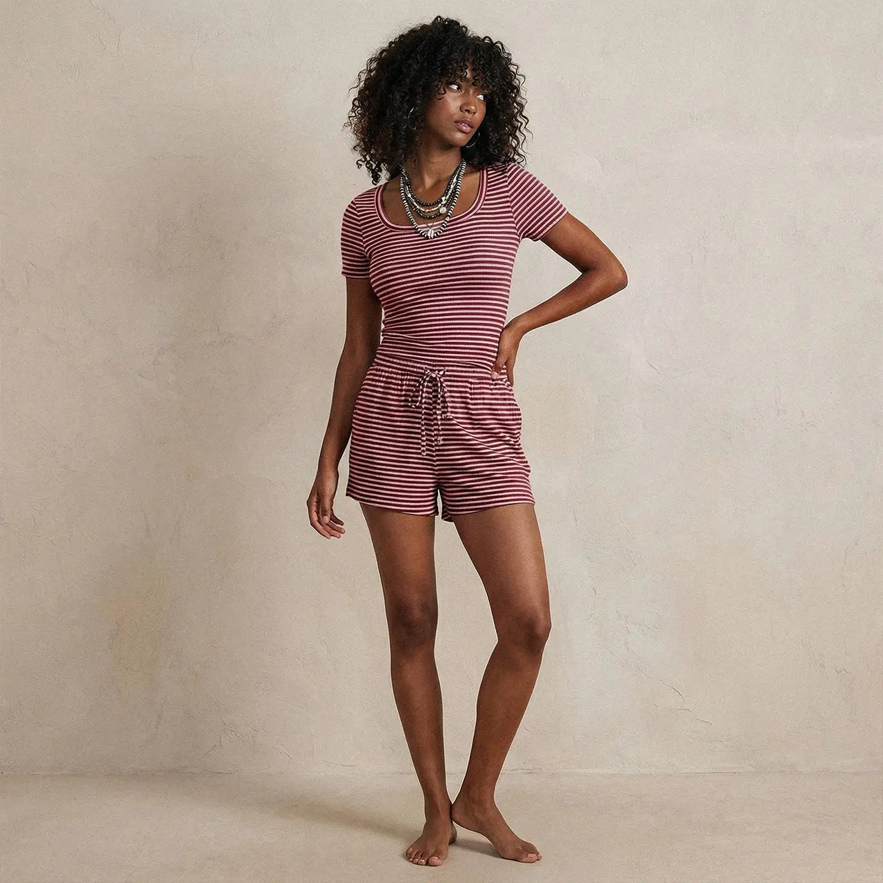 Trendy Queen Women'S 2 Piece Ribbed Striped Set Short Sleeve Scoop Neck Top and Matching Shorts Summer Lounge Wear Casual Shortsleeve